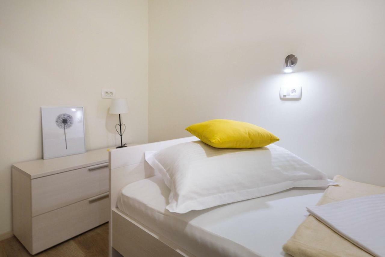 Apartments In Zaostrog Luaran gambar